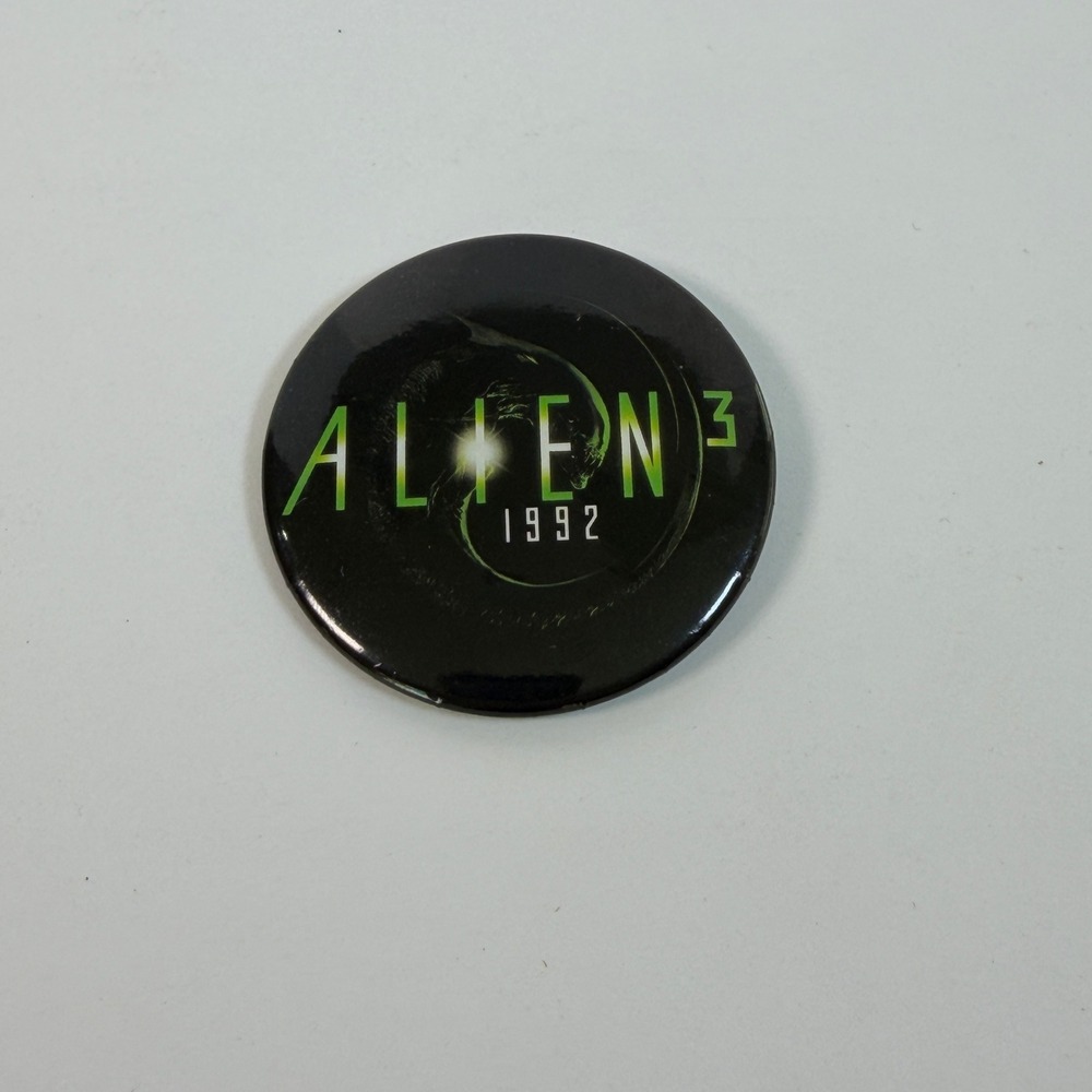 Vintage Alien 3 Movie Promo Pin 1992 Sci-Fi Horror Button Twentieth Century Fox